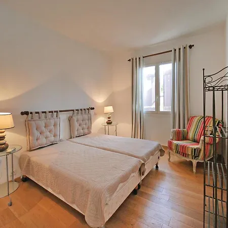 Holiday Impasse De La Vigie Holiday home